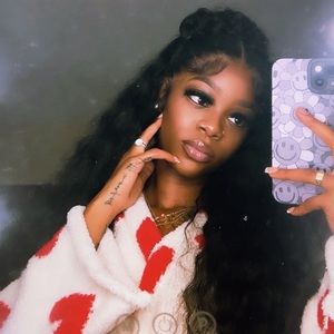 Meet your Posher, Tayy